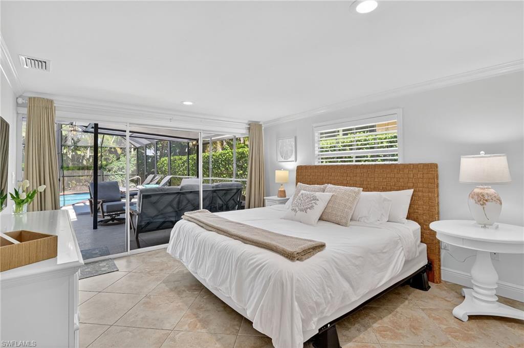 NAPLES PARK - Residential