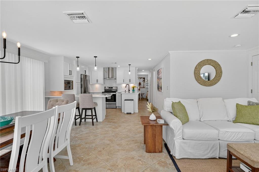 NAPLES PARK - Residential