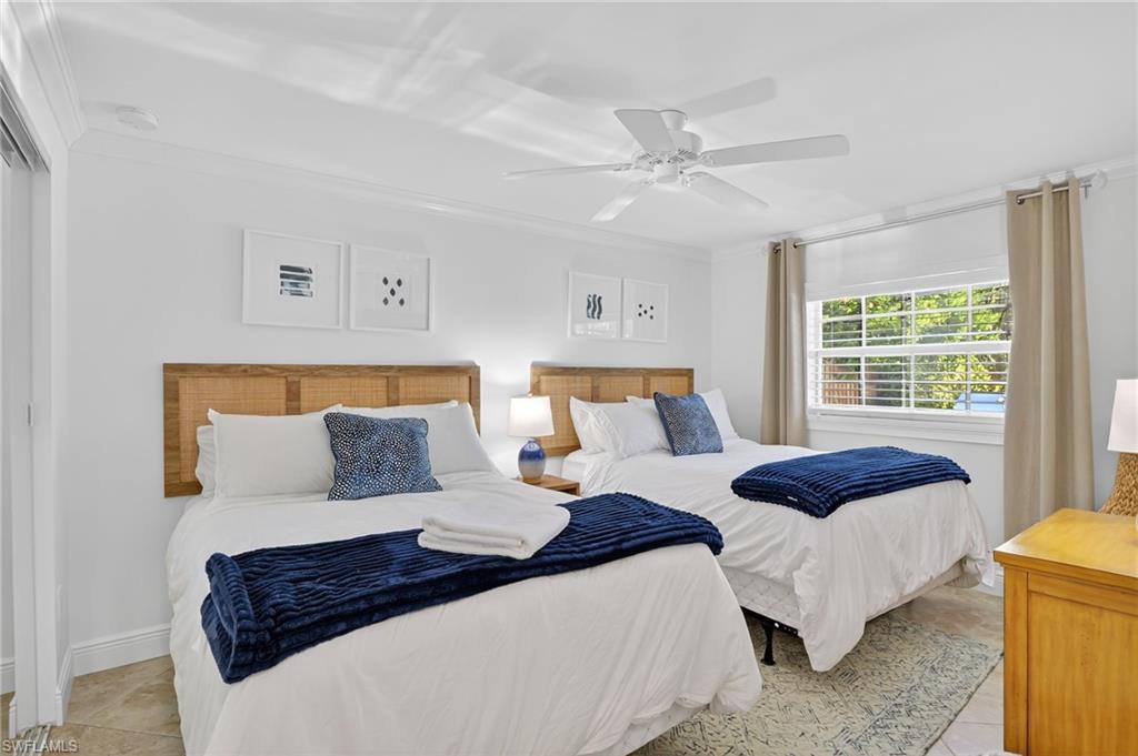 NAPLES PARK - Residential