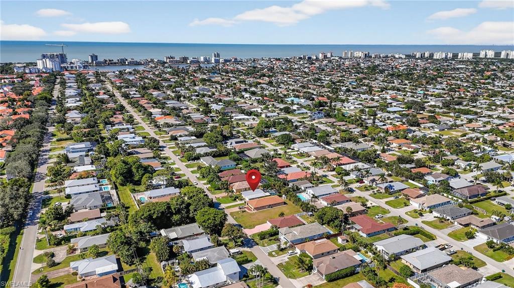 NAPLES PARK - Residential