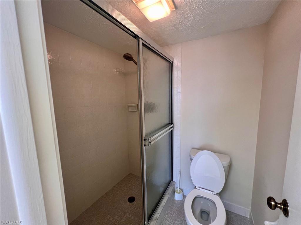 RIVERS CONDO - Residential Lease