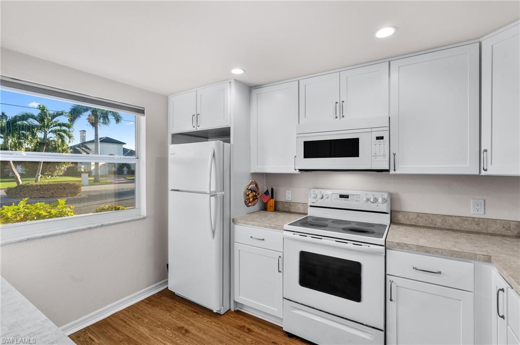 RIVER GATE CONDO - Residential