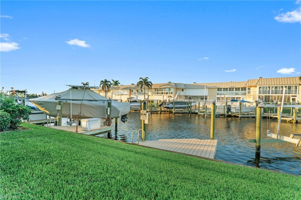 RIVER GATE CONDO - Residential