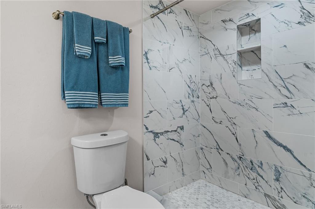 RIVER GATE CONDO - Residential