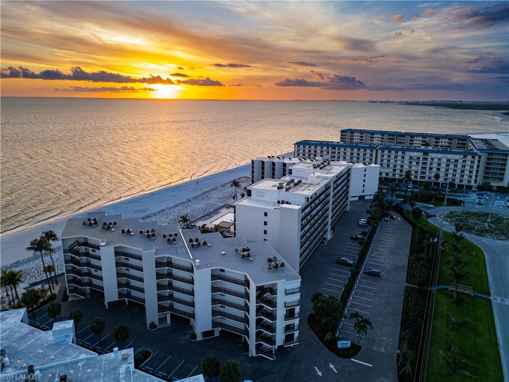 SEASCAPE CONDO - Residential