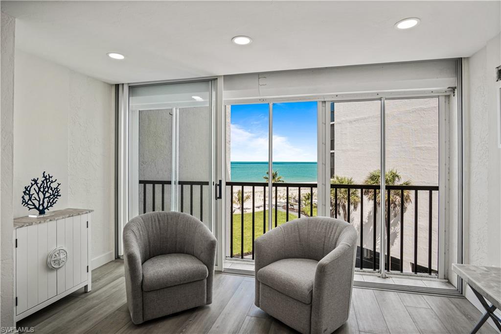 SEASCAPE CONDO - Residential