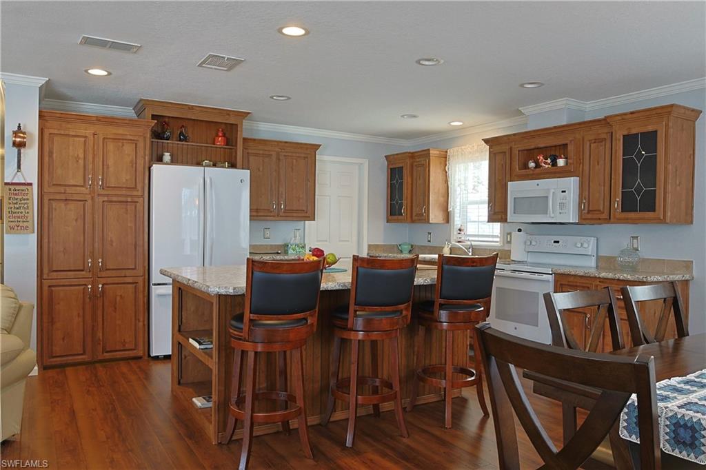 OAK PARK VILLAGE CO-OP INC - Residential