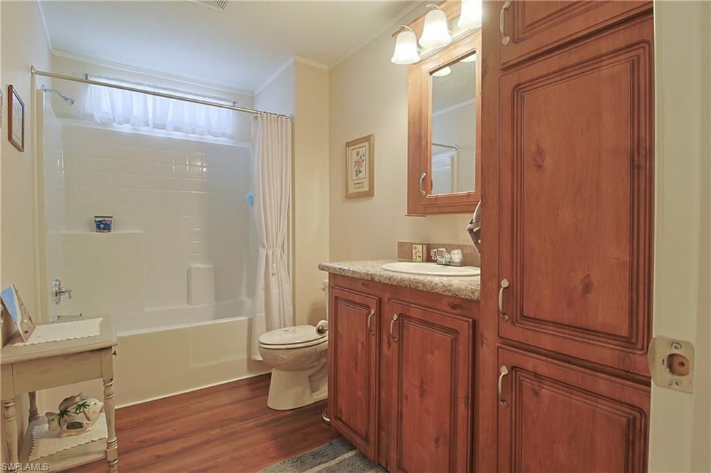 OAK PARK VILLAGE CO-OP INC - Residential