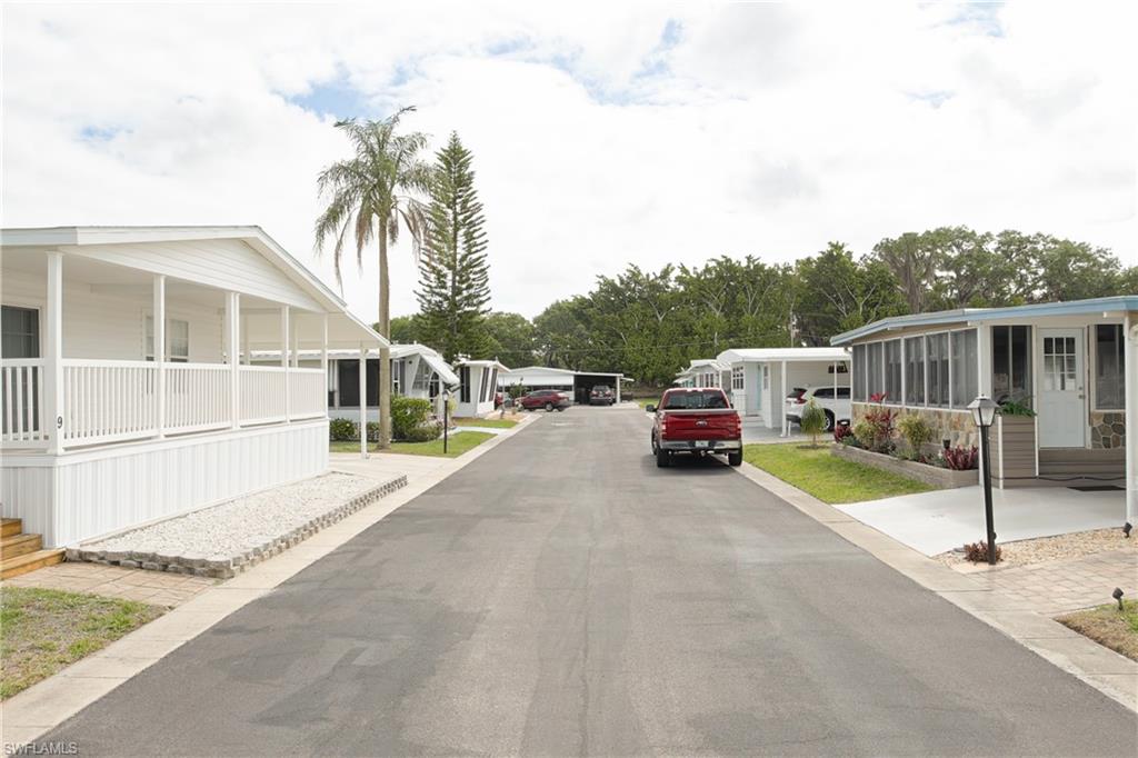 OAK PARK VILLAGE CO-OP INC - Residential