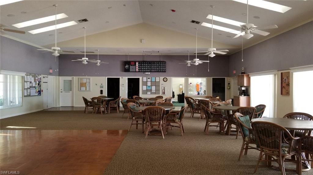 GOLFVIEW GOLF & RACQUET CLUB - Residential