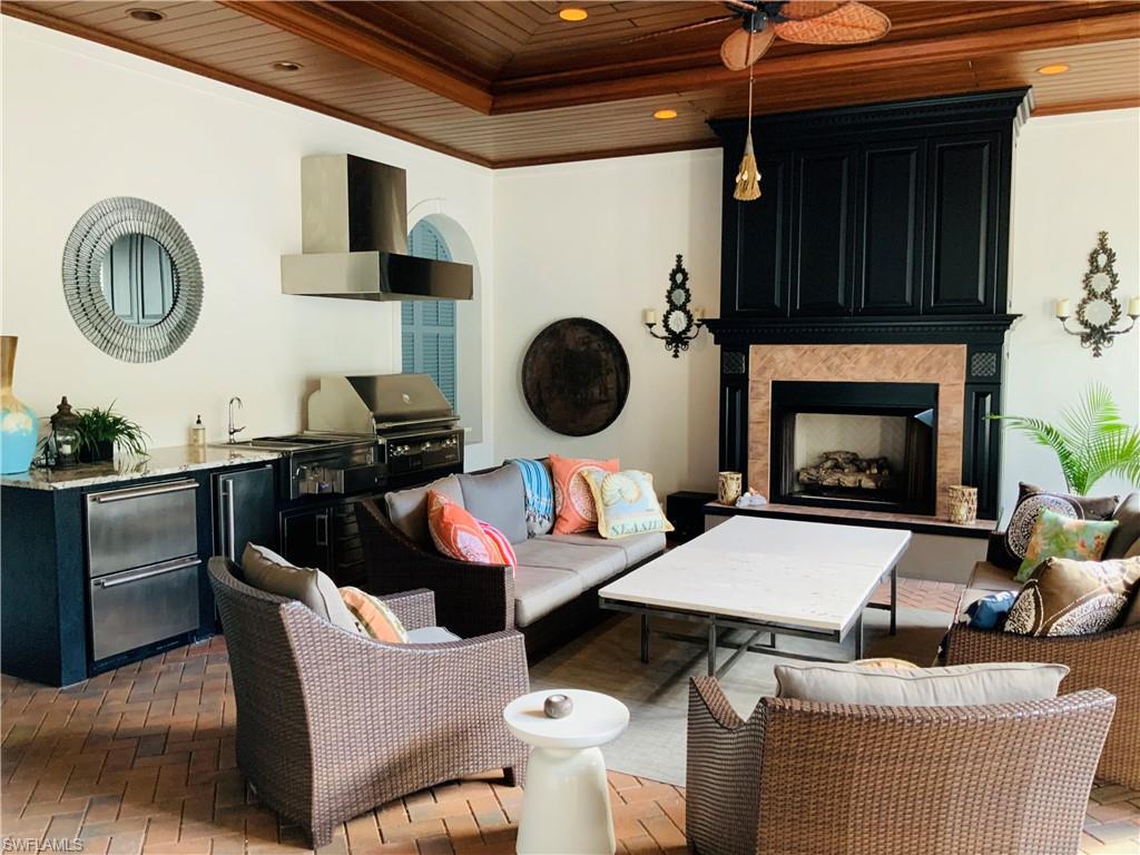 OLDE NAPLES - Residential