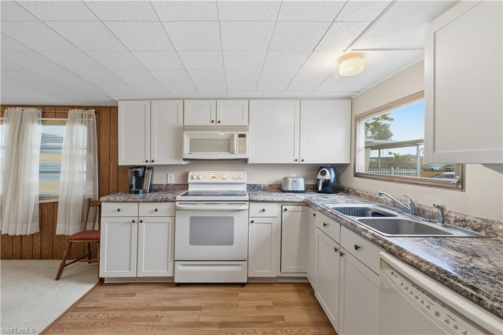 IMPERIAL HARBOR - Residential