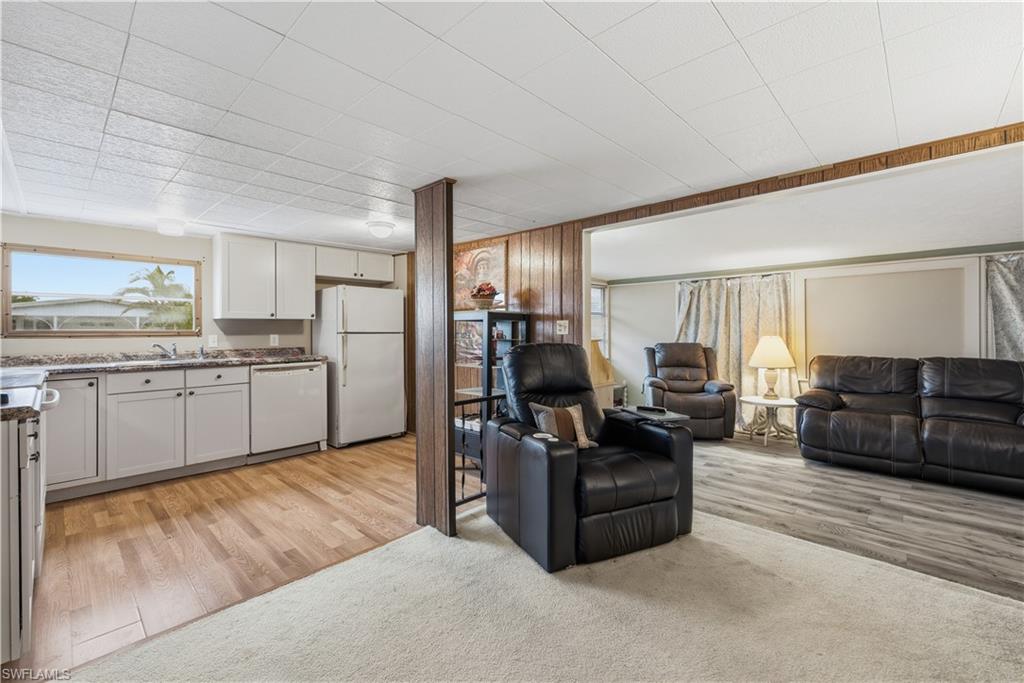 IMPERIAL HARBOR - Residential