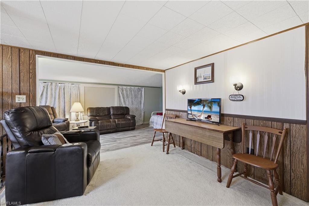 IMPERIAL HARBOR - Residential