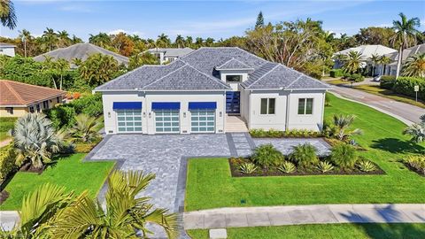 623 Park Shore DR NAPLES FL 34103