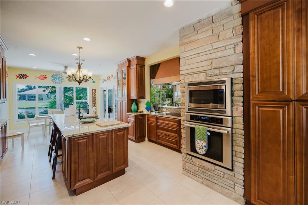 YACHT CLUB COLONY - Residential