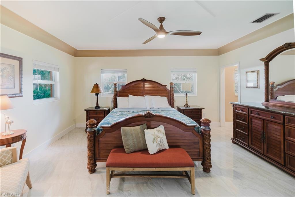 YACHT CLUB COLONY - Residential