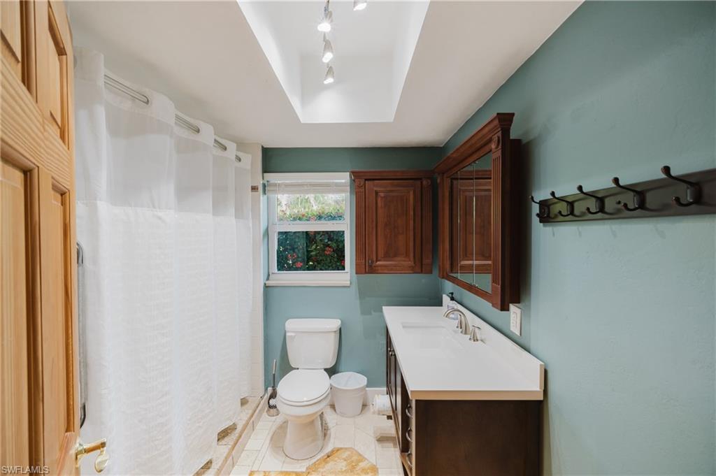 YACHT CLUB COLONY - Residential