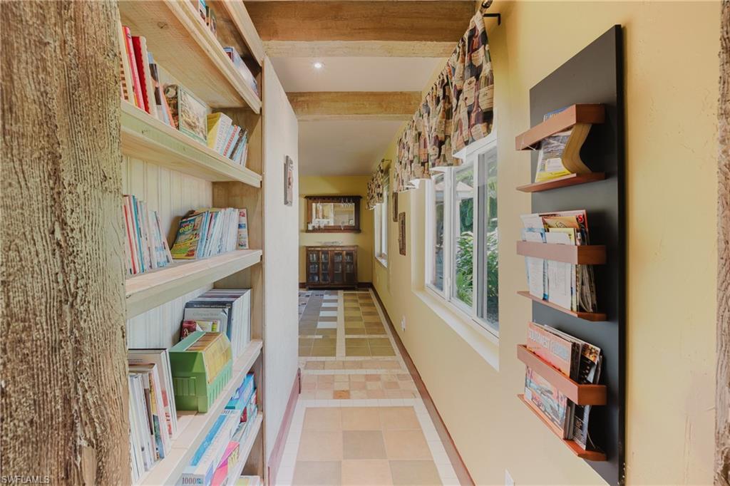 YACHT CLUB COLONY - Residential