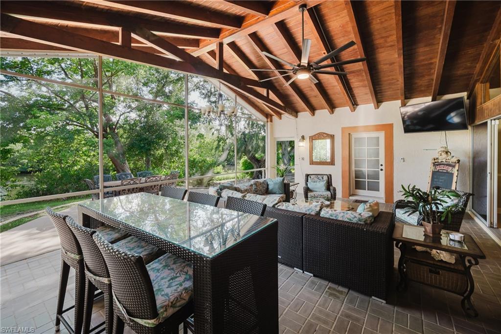 YACHT CLUB COLONY - Residential