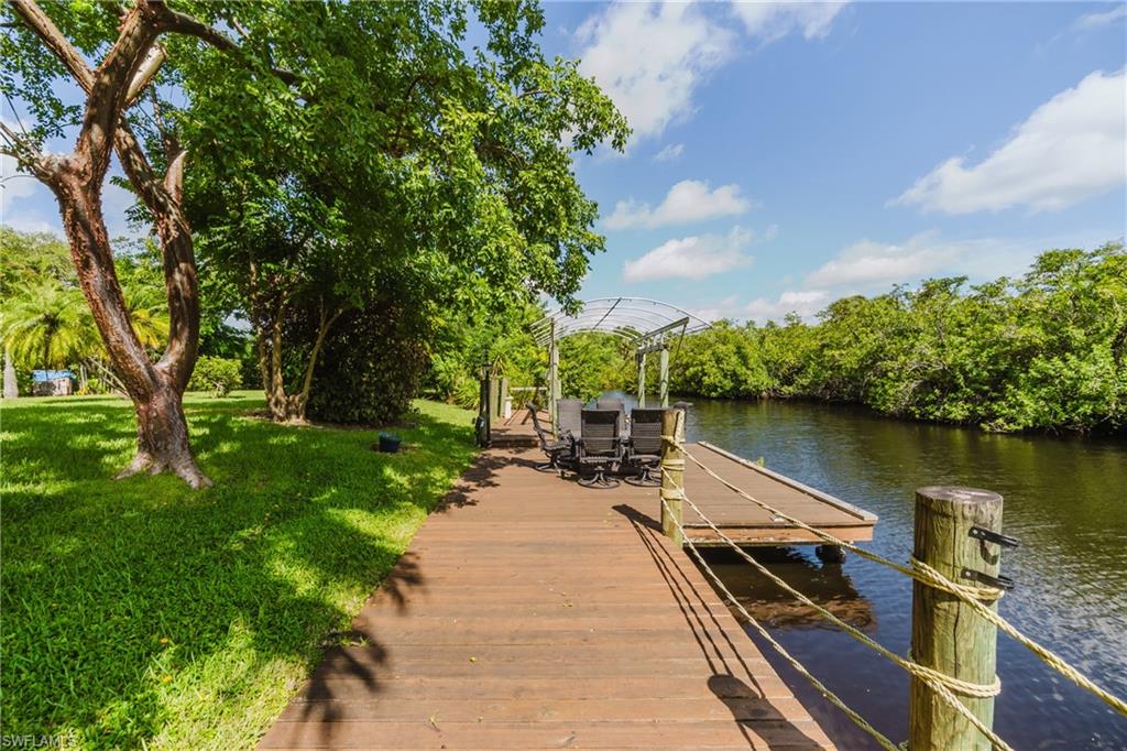 YACHT CLUB COLONY - Residential