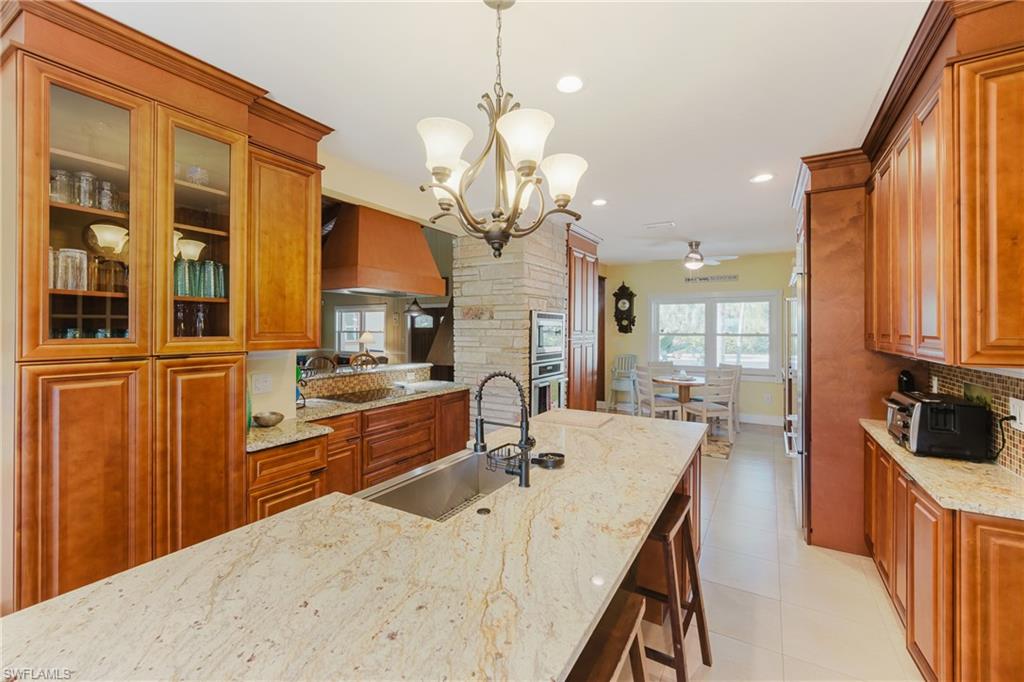 YACHT CLUB COLONY - Residential