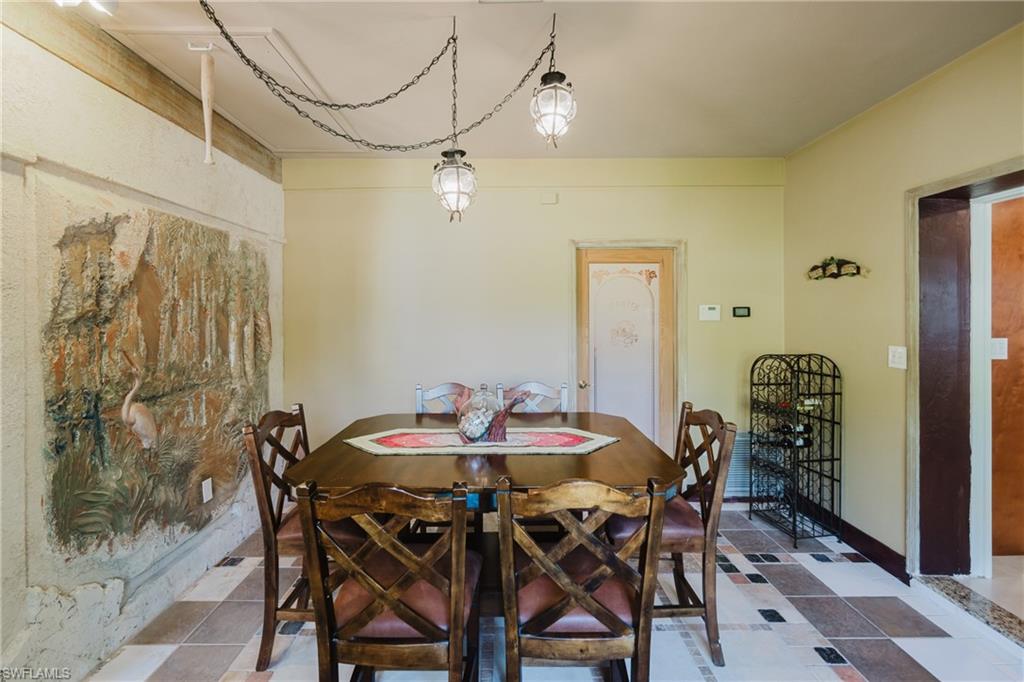 YACHT CLUB COLONY - Residential