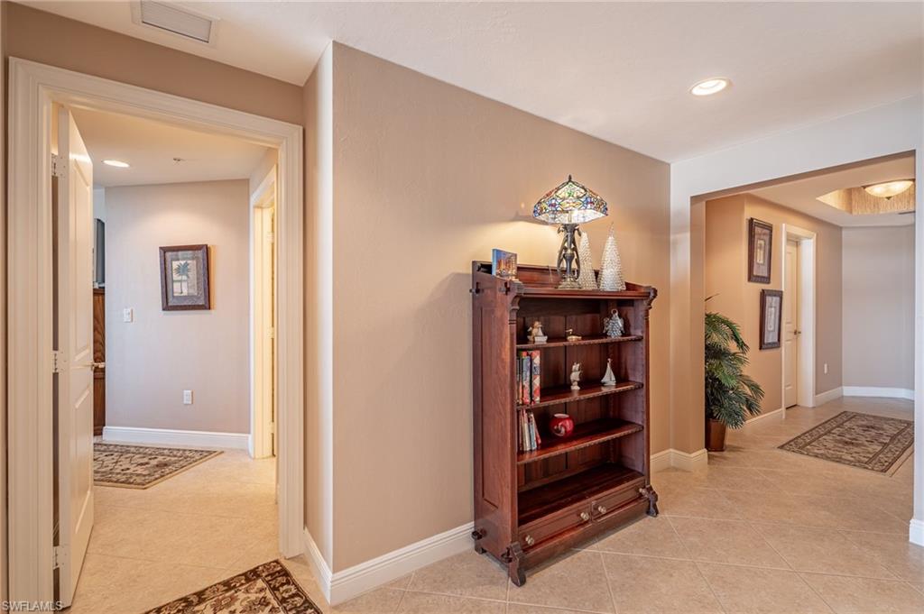 CAPE HARBOUR - Residential