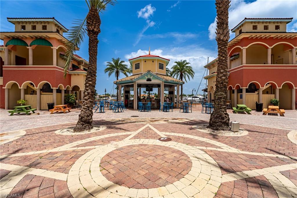 CAPE HARBOUR - Residential