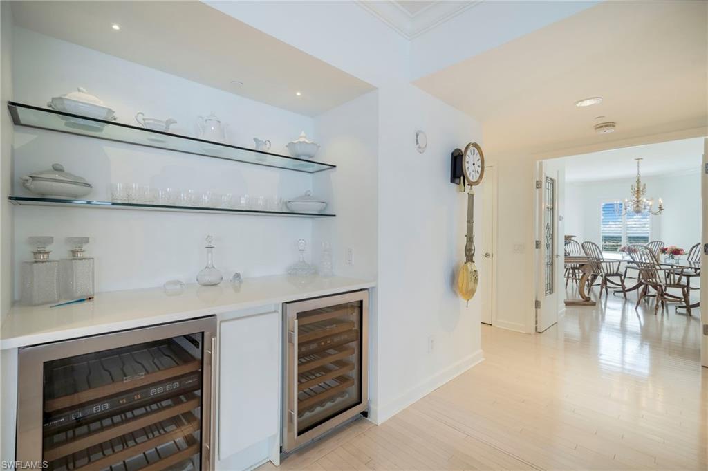 BILTMORE AT BAY COLONY - Residential