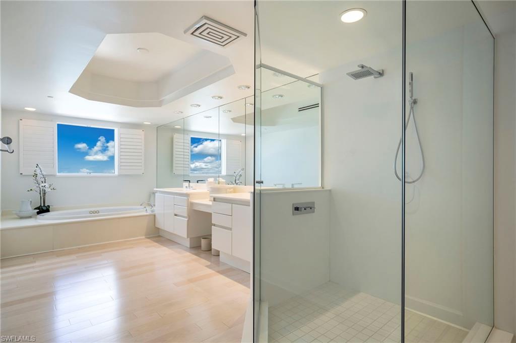 BILTMORE AT BAY COLONY - Residential