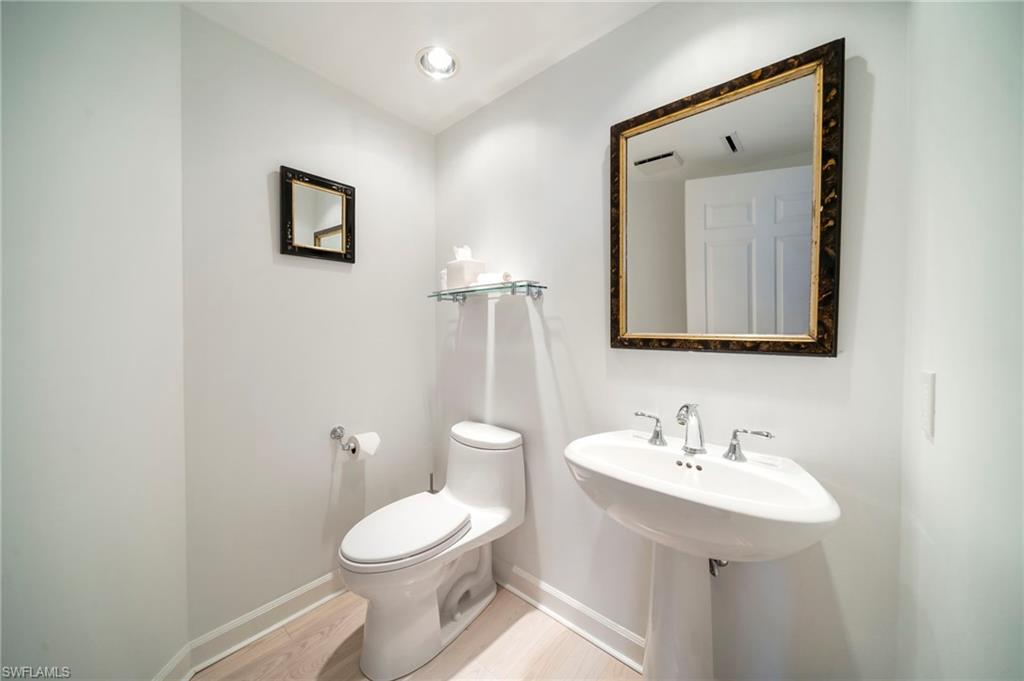 BILTMORE AT BAY COLONY - Residential