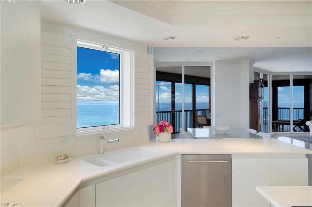 BILTMORE AT BAY COLONY - Residential