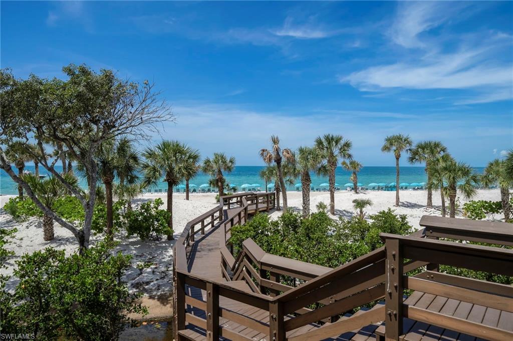 BILTMORE AT BAY COLONY - Residential