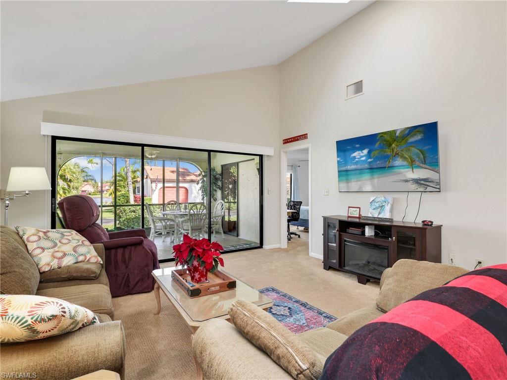 LAS VISTAS - Residential