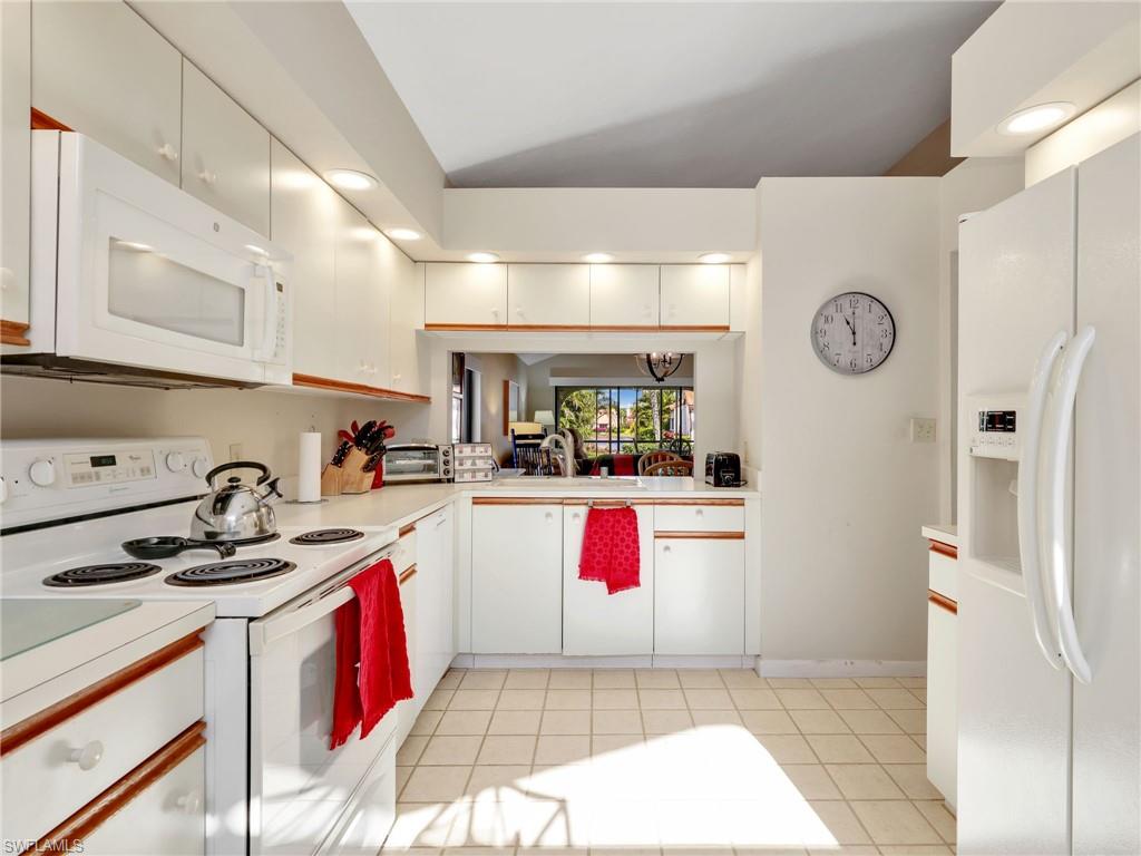 LAS VISTAS - Residential