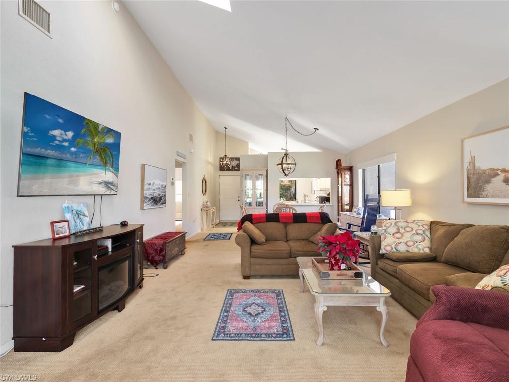 LAS VISTAS - Residential