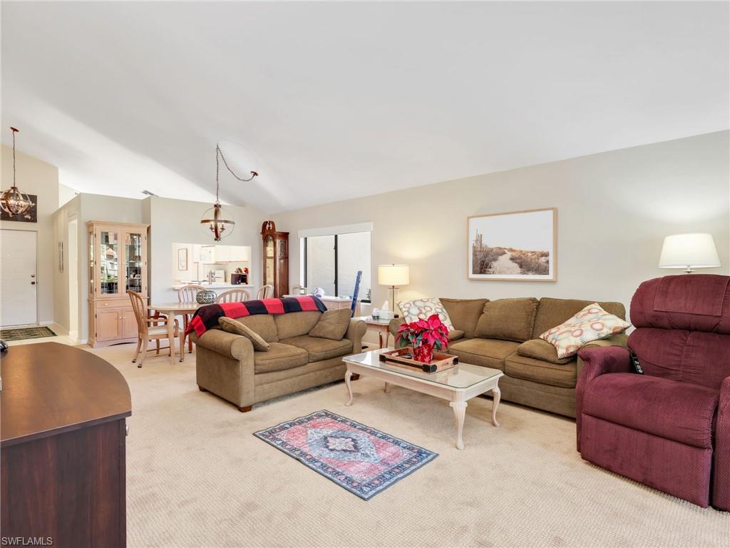 LAS VISTAS - Residential