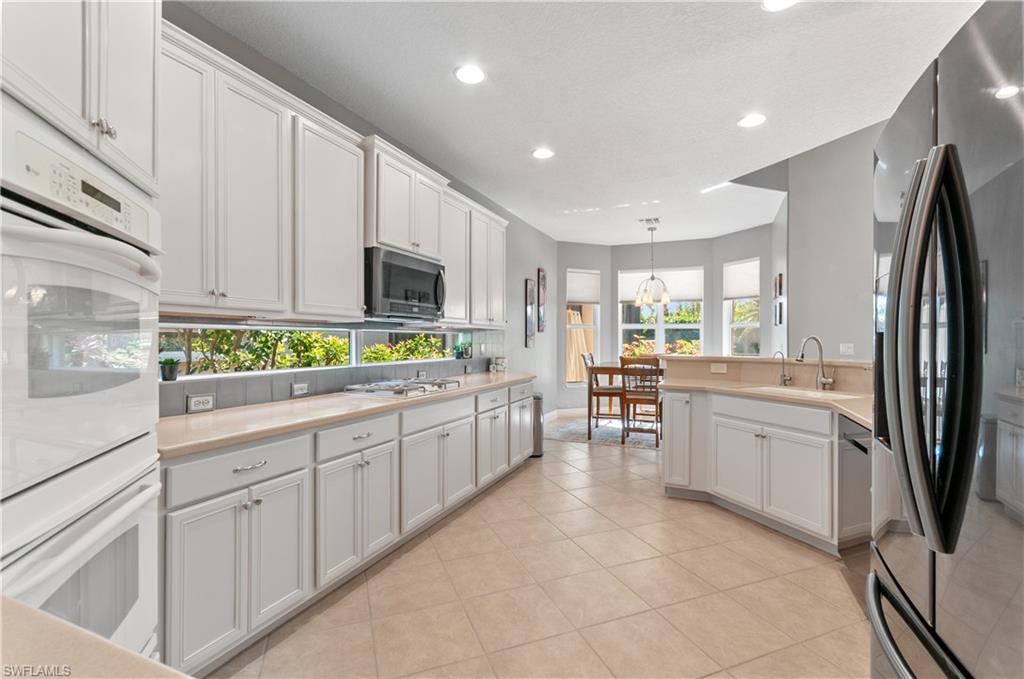 BELLE LAGO - Residential