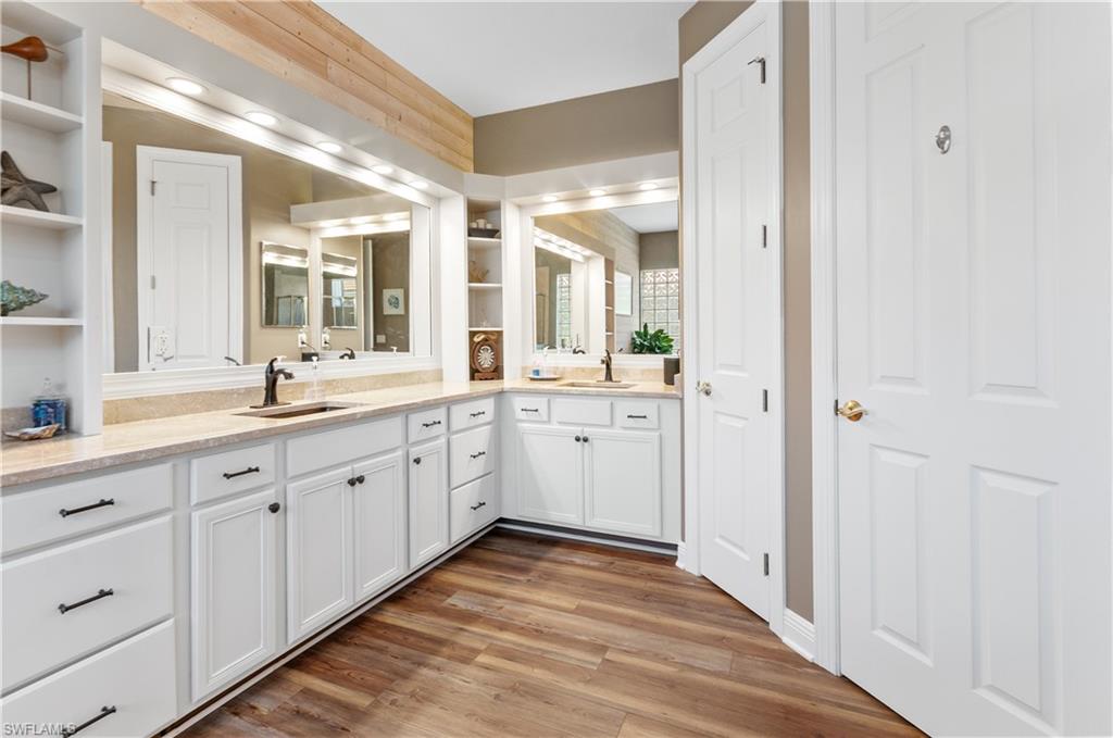 BELLE LAGO - Residential