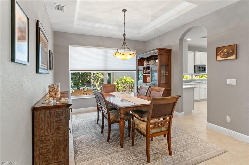 BELLE LAGO - Residential