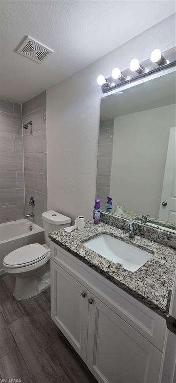 951 PLAZA - Residential Lease