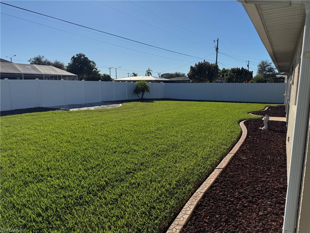 CAPE CORAL - Residential