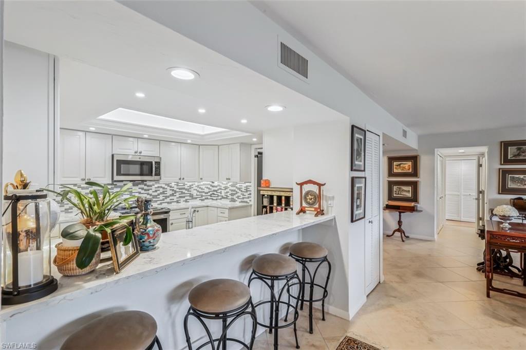 STRATFORD - Residential