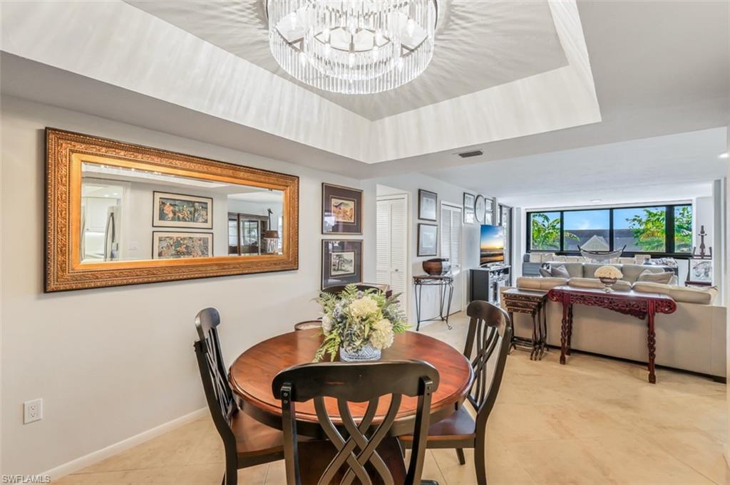 STRATFORD - Residential