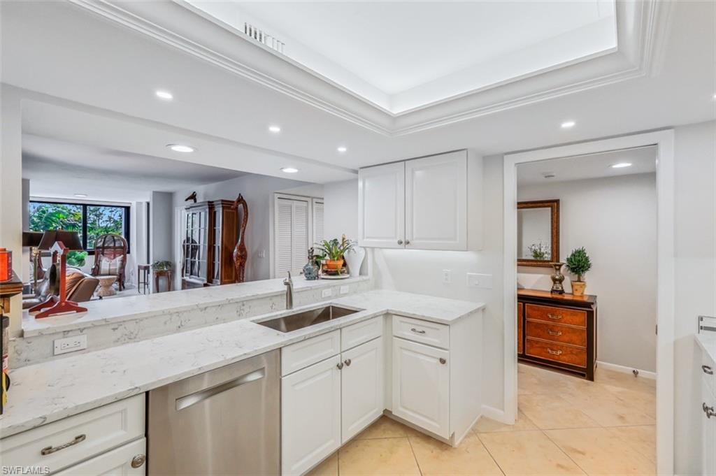 STRATFORD - Residential