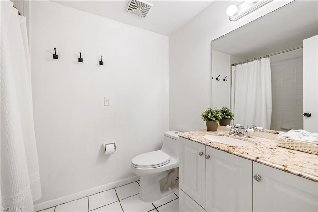 FOUR FOUNTAINS - Residential