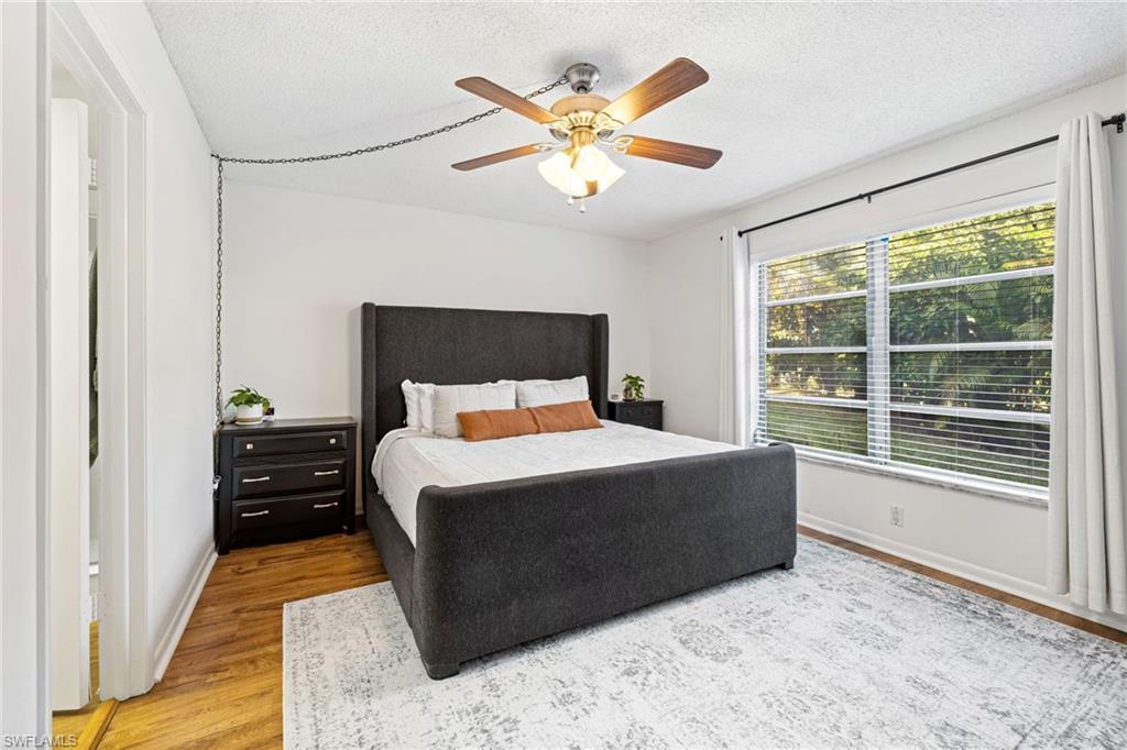 FOUR FOUNTAINS - Residential