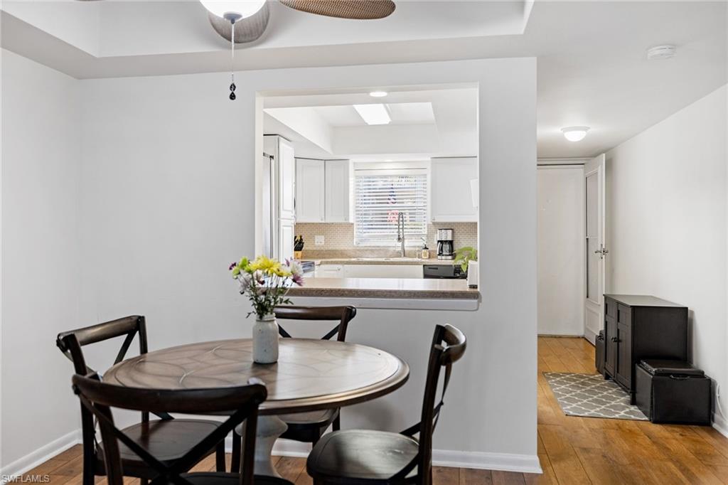 FOUR FOUNTAINS - Residential