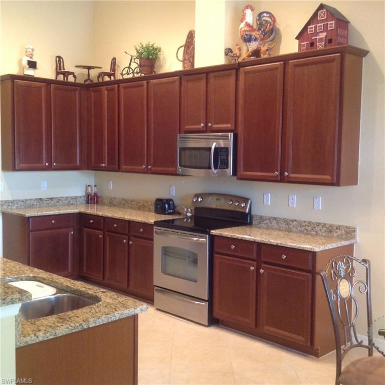 ASHTON OAKS - Residential